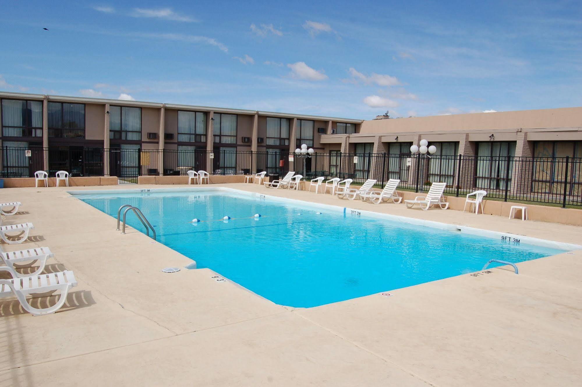 Quality Inn Taos Kültér fotó